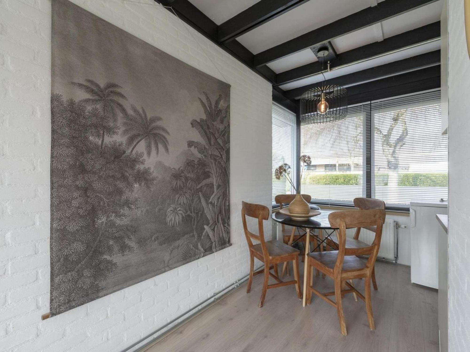 Attractive Bungalow With Modern Furnishings Sint Maartensvlotbrug Екстер'єр фото