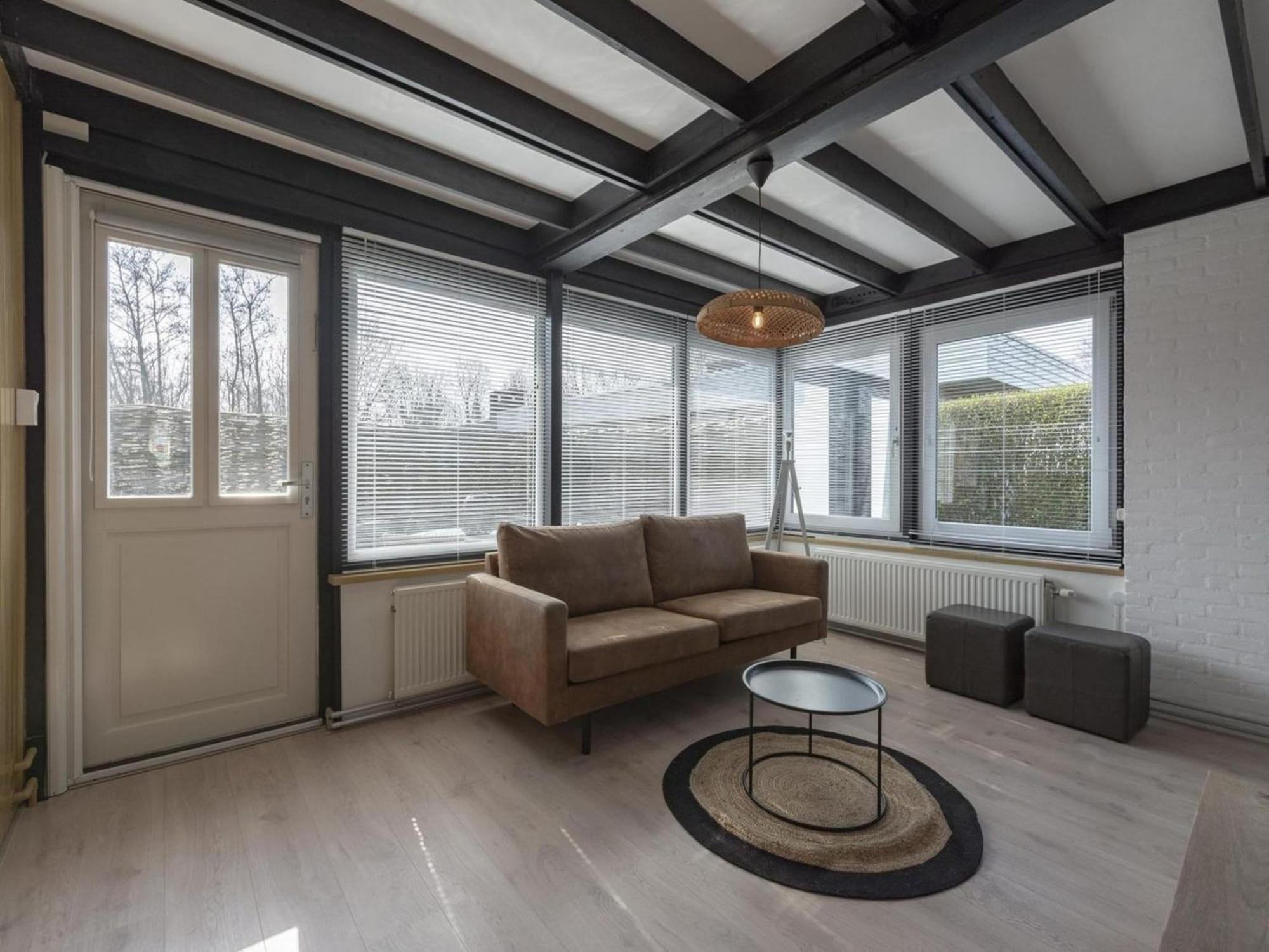 Attractive Bungalow With Modern Furnishings Sint Maartensvlotbrug Екстер'єр фото